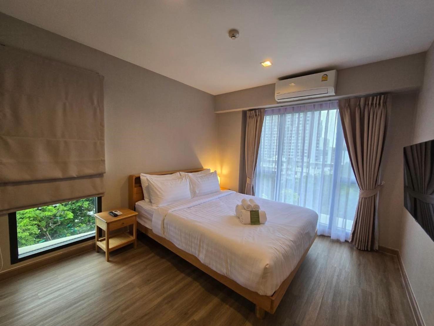 Park 19 Hotel Bangkok Exterior foto